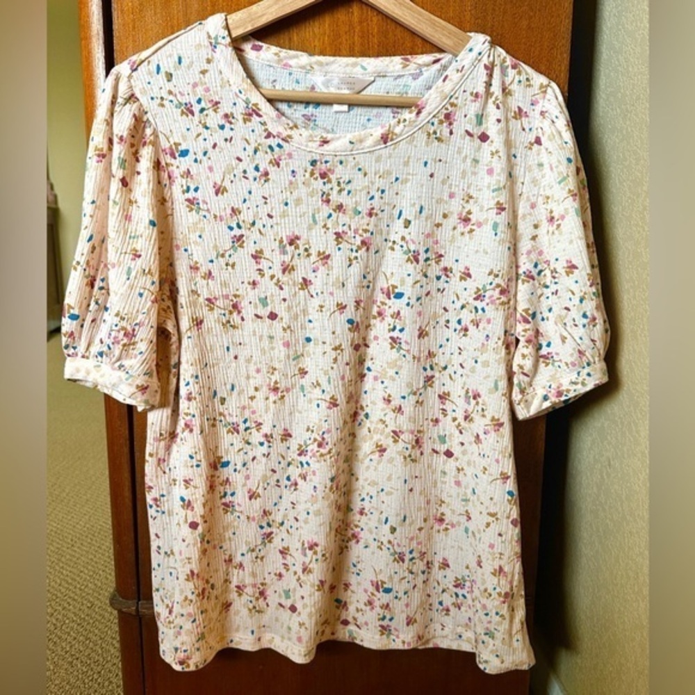 Lauren Conrad pink floral confetti top